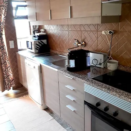 شقة With 2 Bedrooms In Portimao, With Wonderful Sea View, Pool Access, ... *
